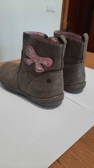 Bota Criança com fecho para menina Bege/Rosa KidClub Tam 26