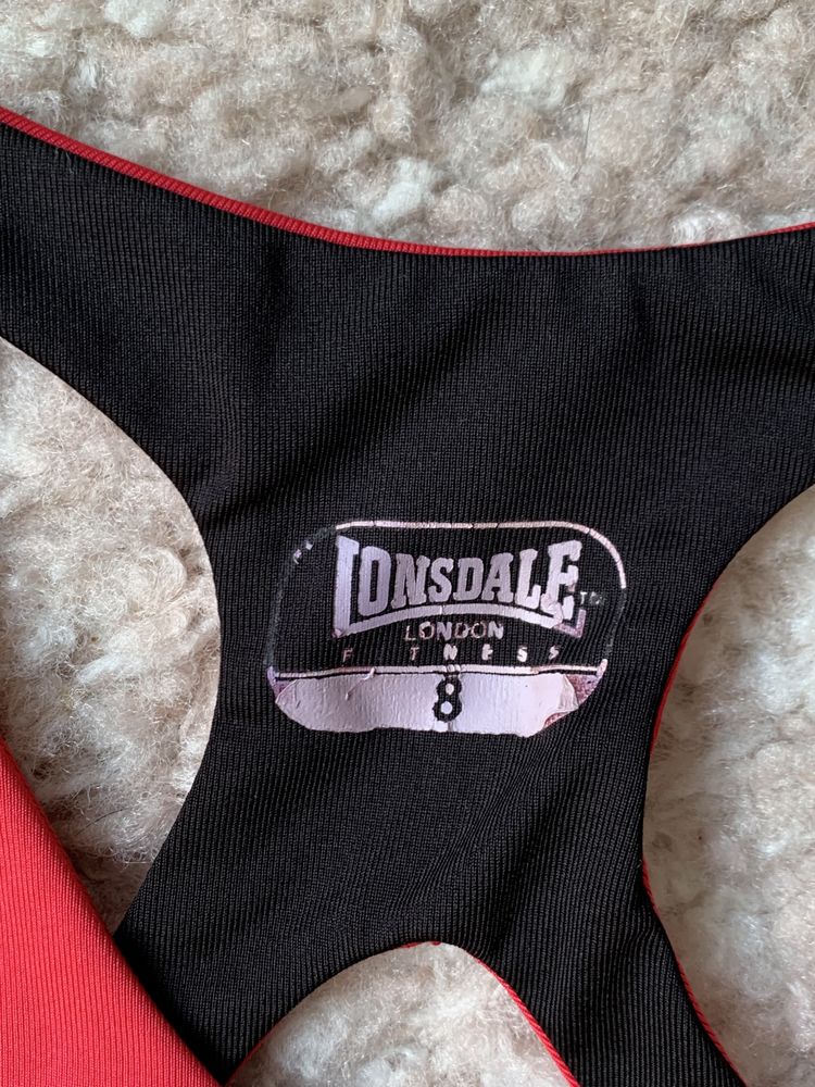 Топ спортивный Lonsdale