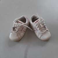 Biało różowe klasyczne sznurowane adidasy buty butki buciki Reebok 22