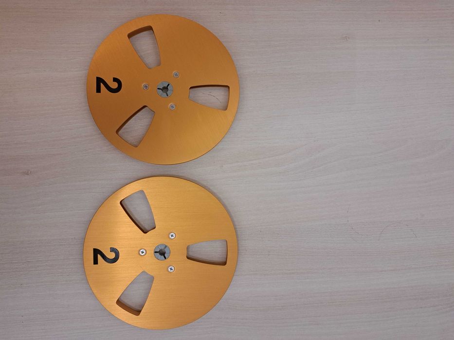 Puste szpule magnetofonowe 18