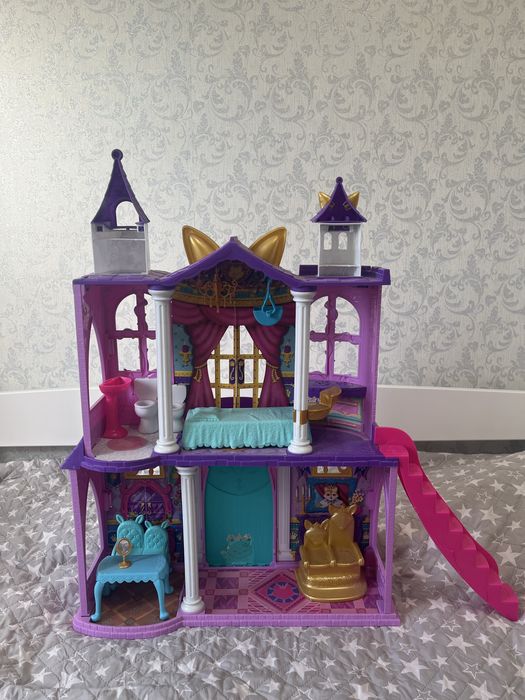 Ігровий набір «Палац для величних балів» Enchantimals