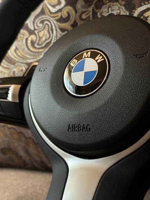 Кермо / Руль BMW M / 3 Пелюстками F-Series / F10 F30 / F15 F34 F25 F20