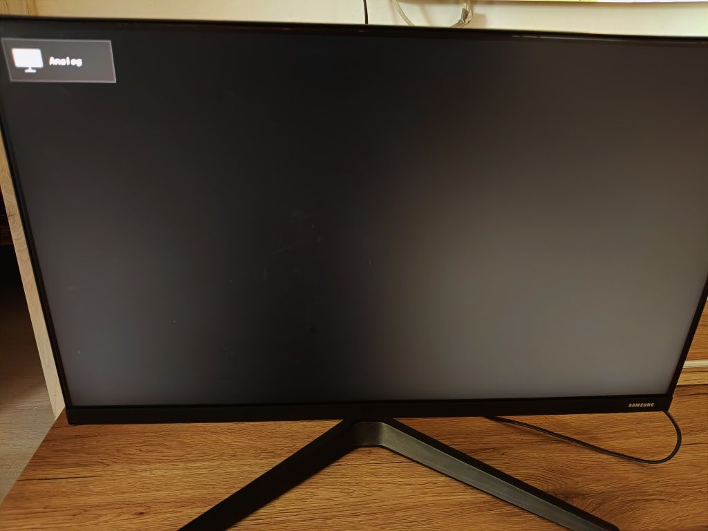 Mały Monitor do komputera tv