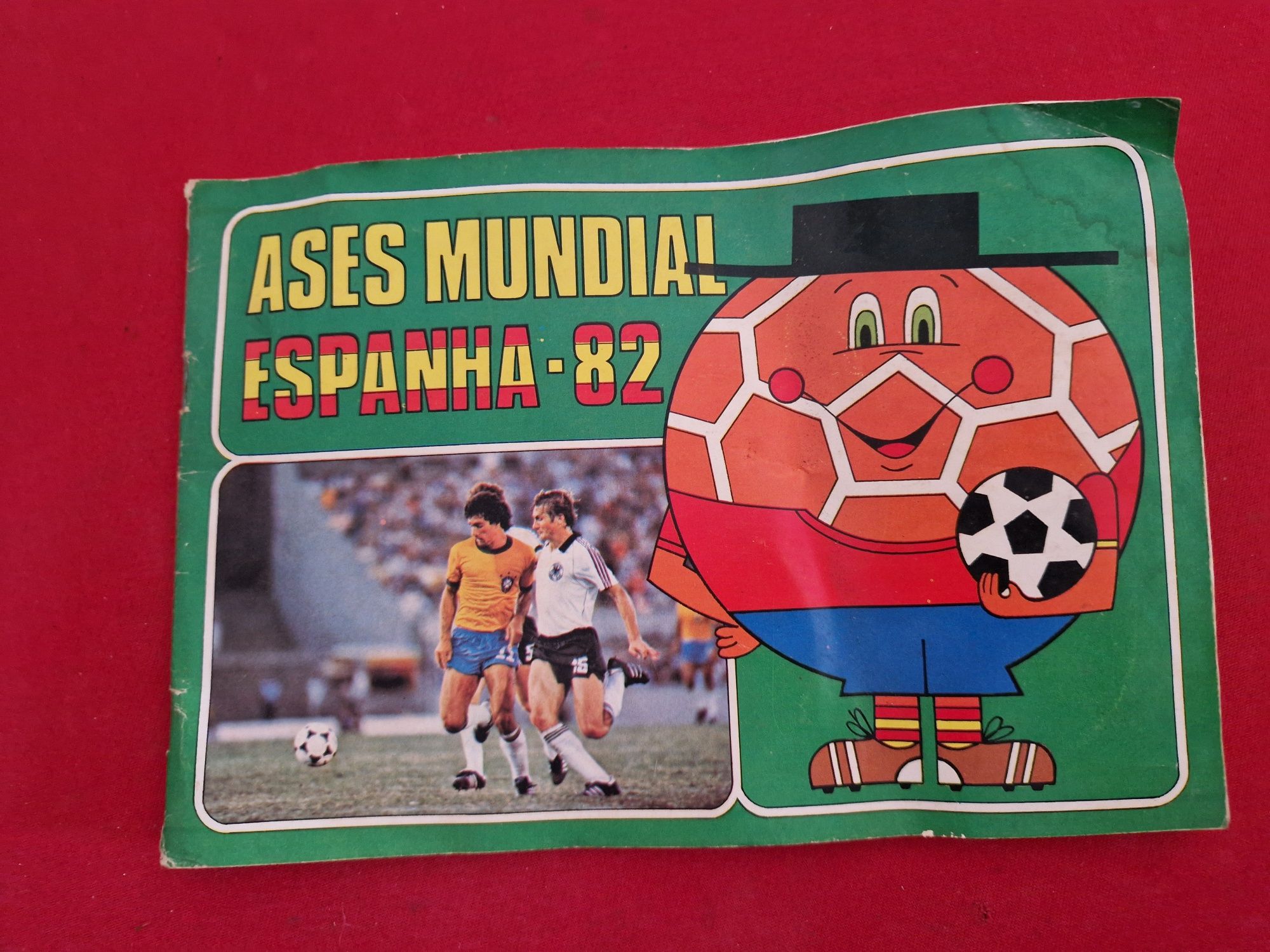 Caderneta completa "Ases do Mundial Espanha 1982"