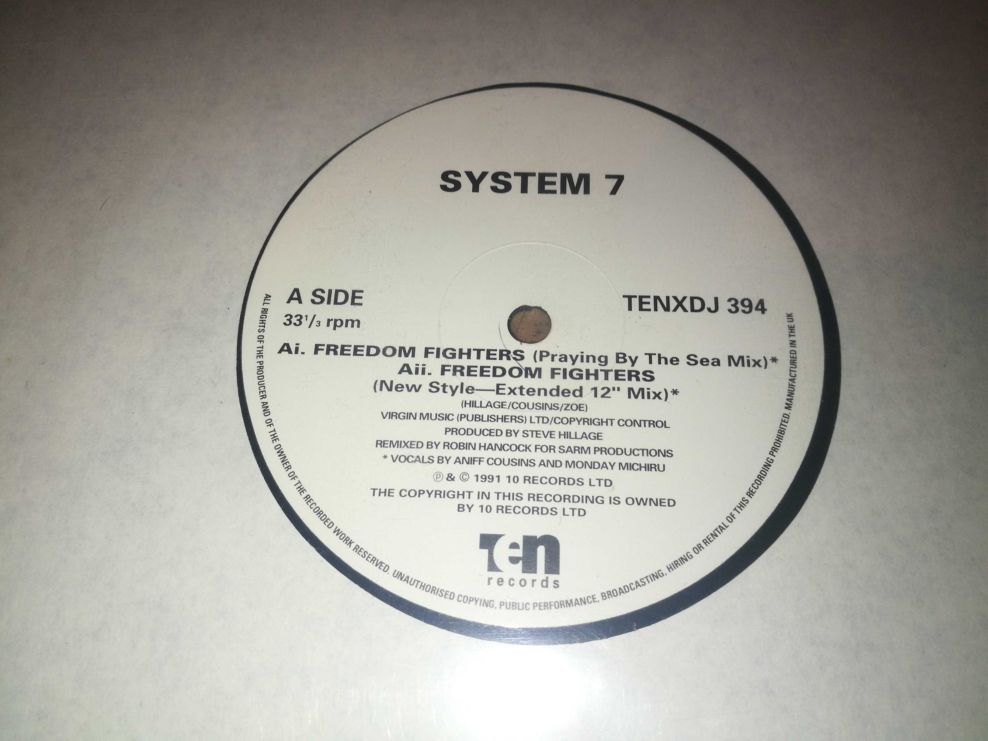 SYSTEM   7 (dance) - Freedom  Fighters (Promo 1991 - 33 RPM MAXI