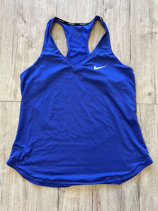 Спортивна жіноча майка nike розмір S M