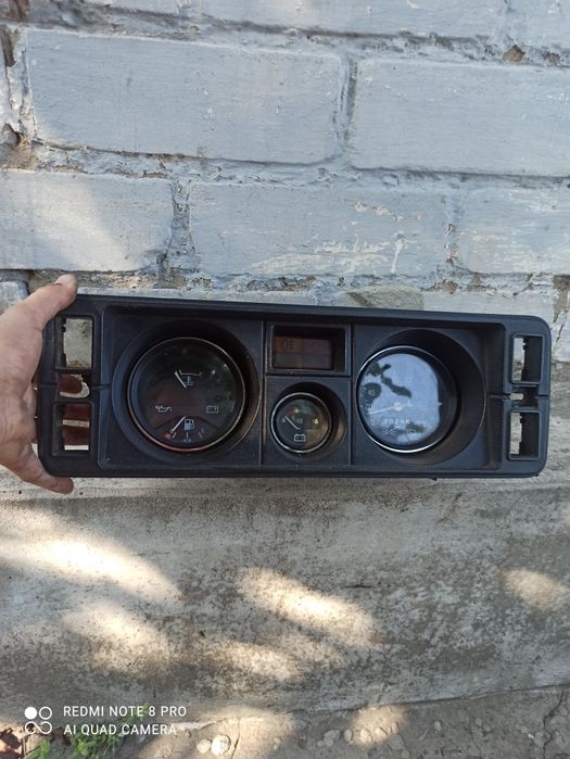 Приборка  на автомобиль