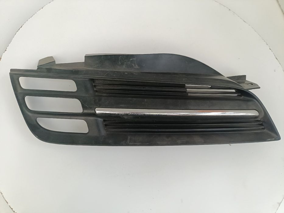 Grelha frente NISSAN Micra III (K12)