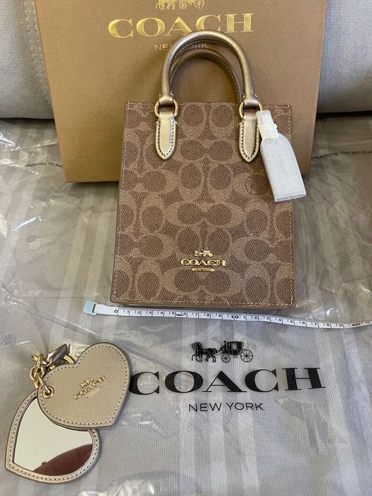 COACH Mini tote bag set. Набор сумочка тоут и зеркальце на сумку кожа