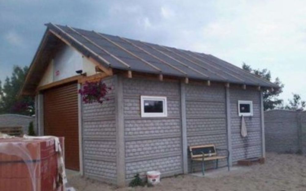 Garaże, budynki, ogrodzenia betonowe