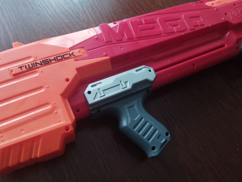 Nerf Mega Twinshock