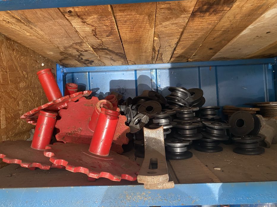 Запчастини сівалки СЗ Сошник прикатка