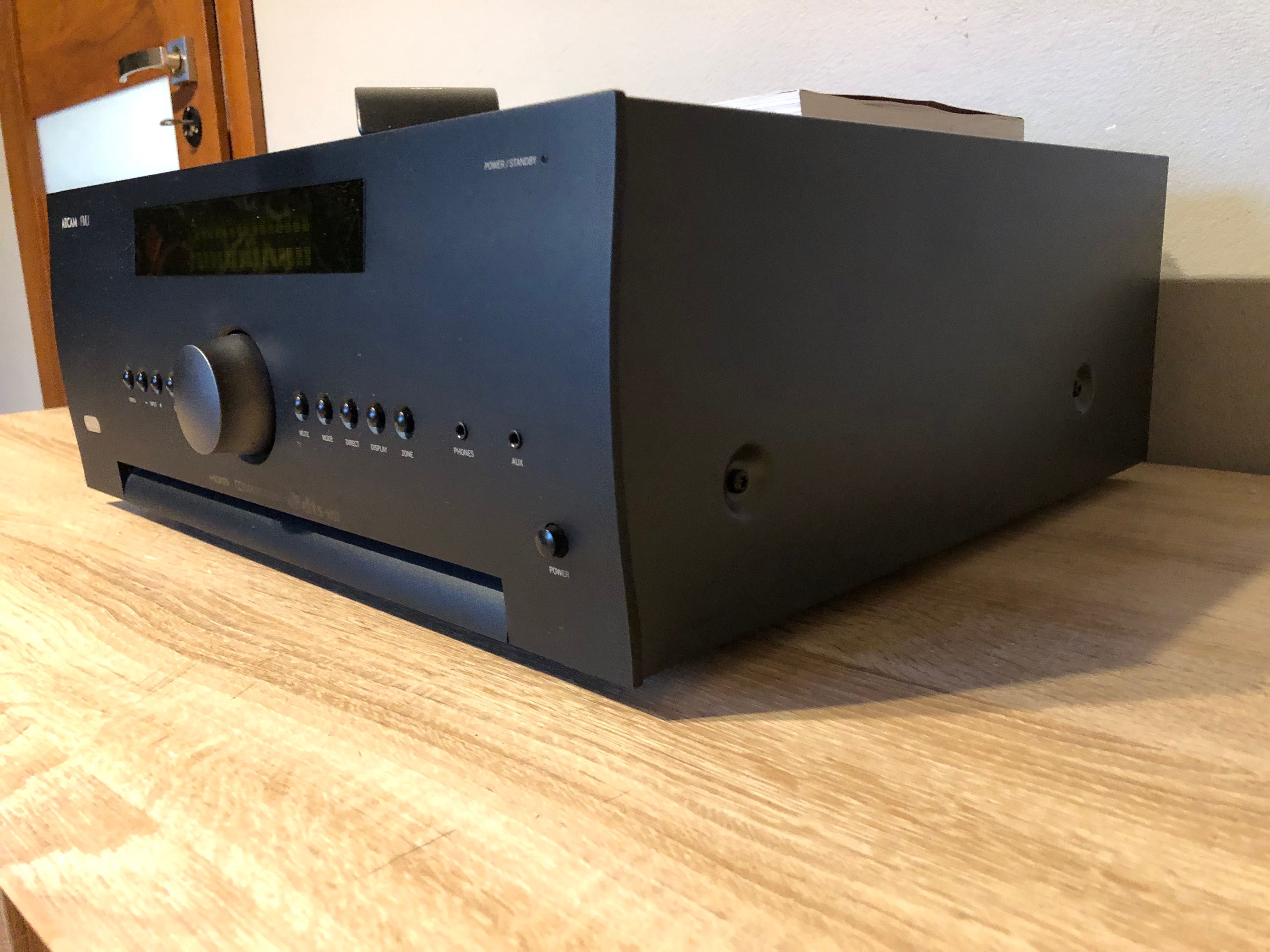 Arcam 250SR amplituner 2.1