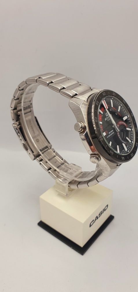 Casio Edifice Momentum - stoper, timer, alarm, czas światowy
