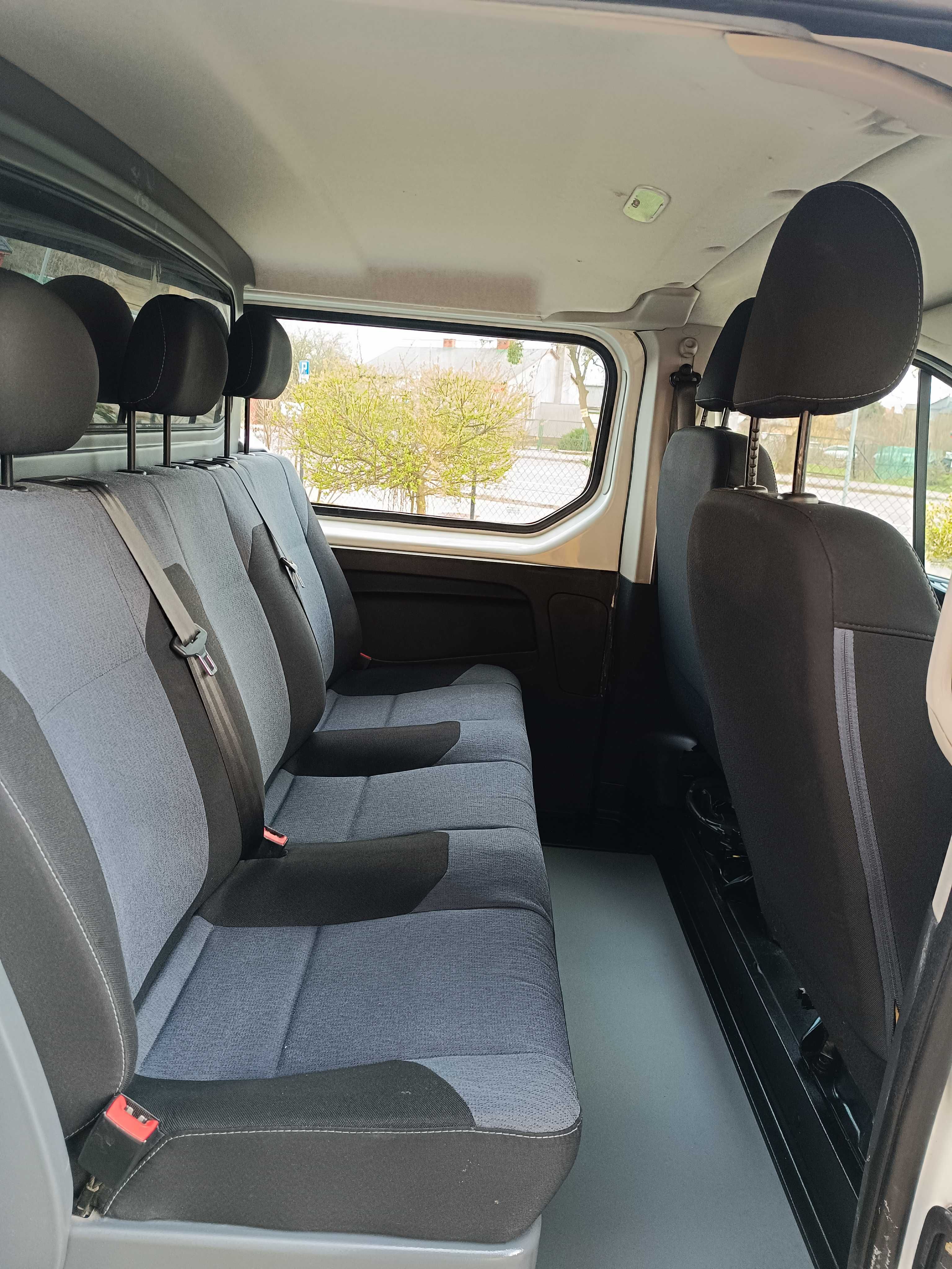 Opel Vivaro B L2H1 1,6 CDTI 2018 r dubel kabina opłacony klima hak