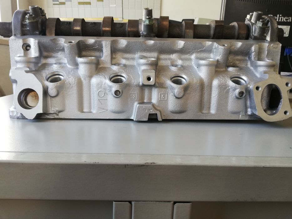 Cabeça de motor Peugeot /Citroën 1.9D  ( DW8)