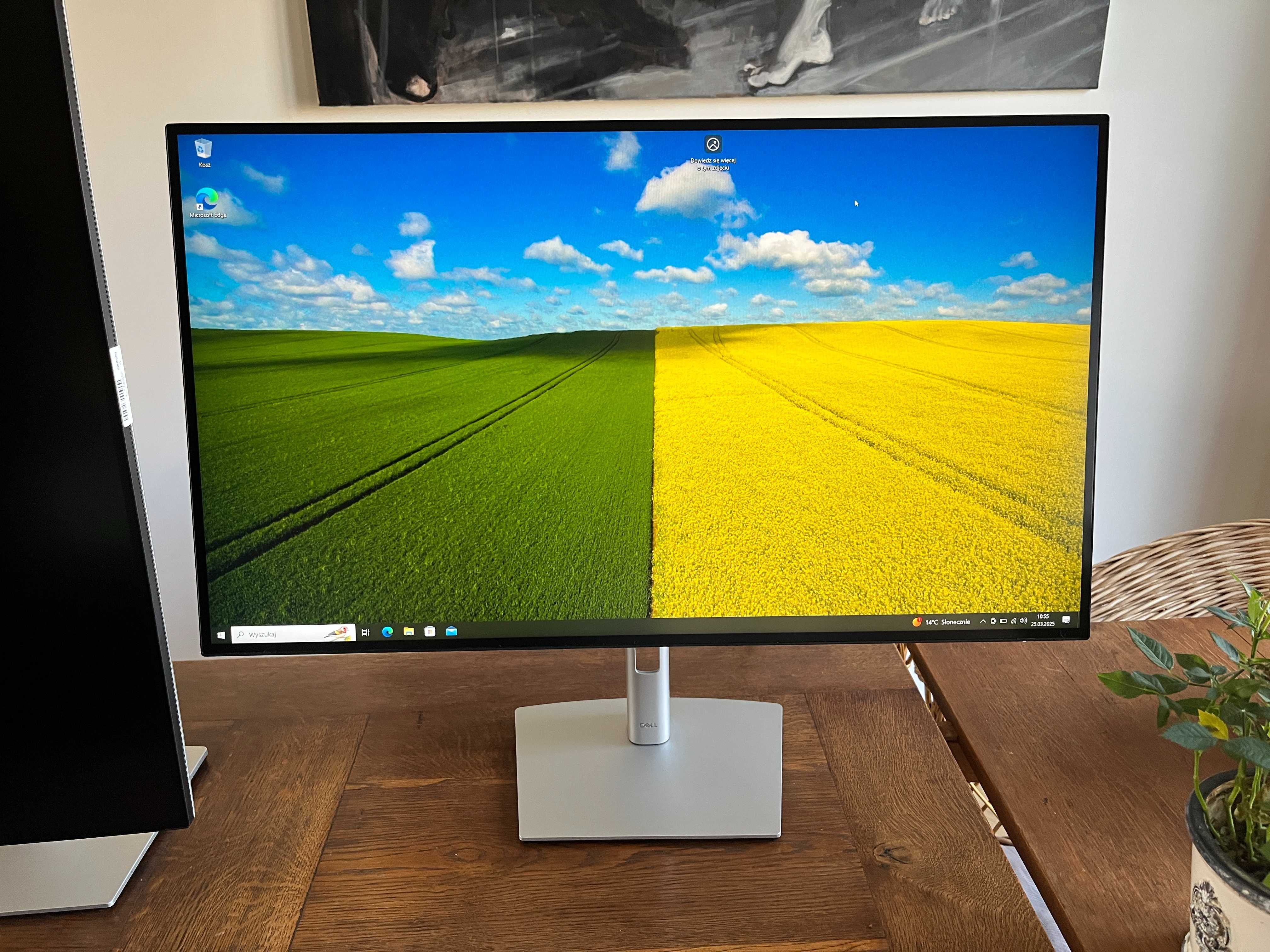 Monitor Dell U2722D 27 " 2560 x 1440 pxULTRA SHARP WQHD IPS HDMI DP FV