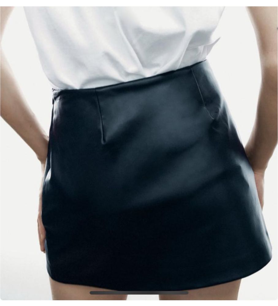Спідниця зі штучної шкіри з пряжками zara