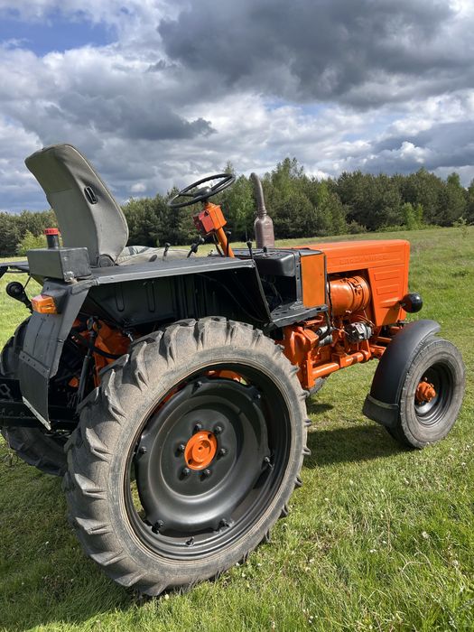 Продам трактор т 25 .