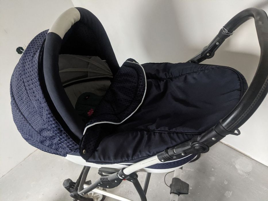 Продам дитячу коляску