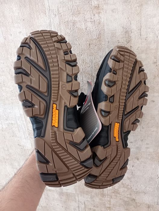 Нові бульдозери MERREL