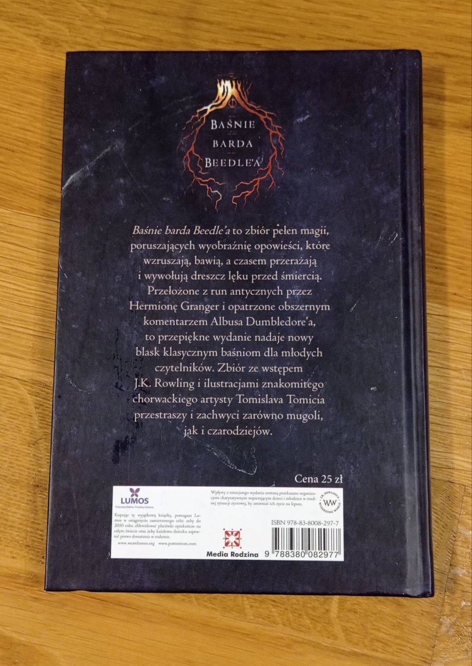 J. K. Rowling "Baśnie barda Beedle'a" twarda oprawa