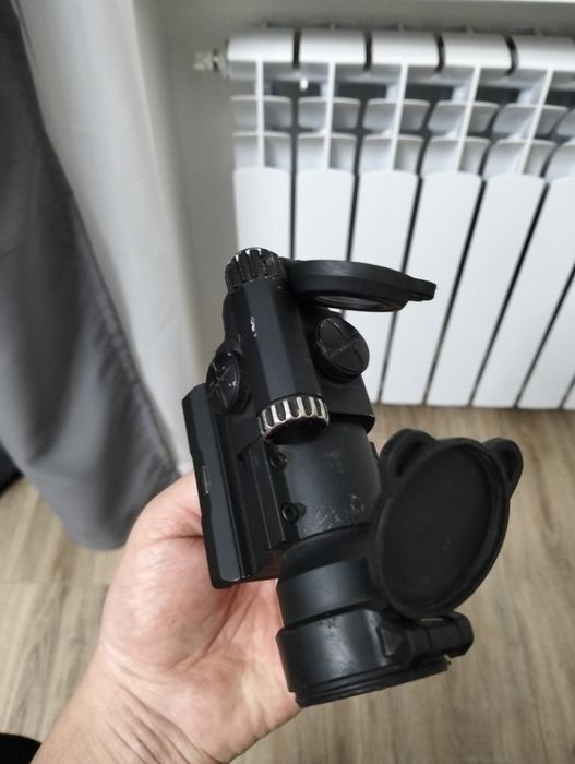 Продам коліматорний приціл