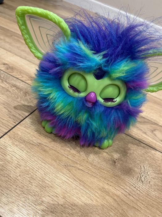 Furby interaktywna zabawka