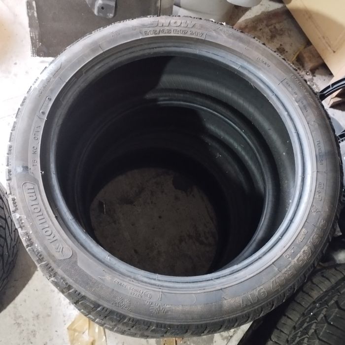 Opony zimowe komplet 4szt 6mm 215/45r17 22r kormoran snow 225/45r17