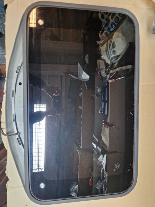 Szyberdach uniwersalny WEBASTO TOP SLIDER II 84x50cm ELEKTRYK BUS