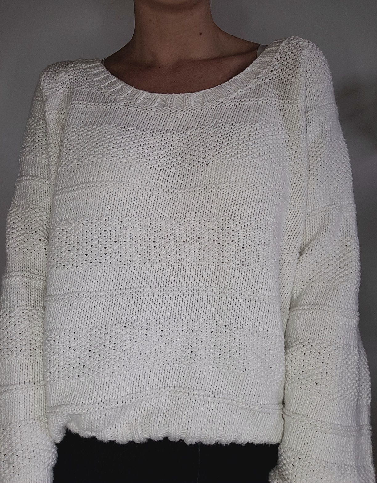 Biały sweter oversize boho retro handmade