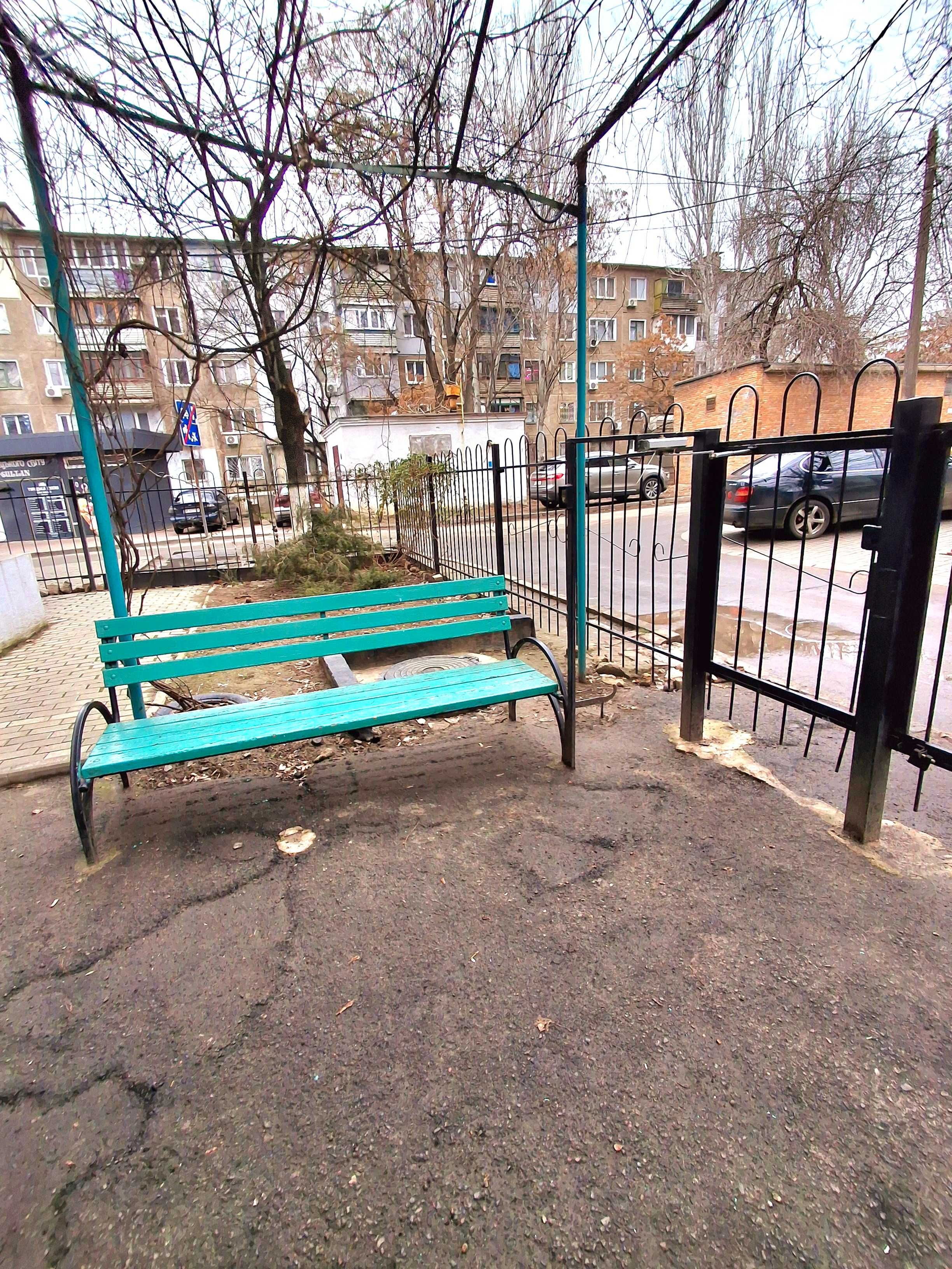 У продажу 3 к. квартира, вул. 3я Слобідська 56. Центр