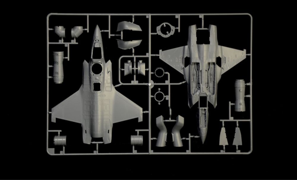 Italeri 1425 model 1/72 samolot F-35 B Lightning II STOVL version