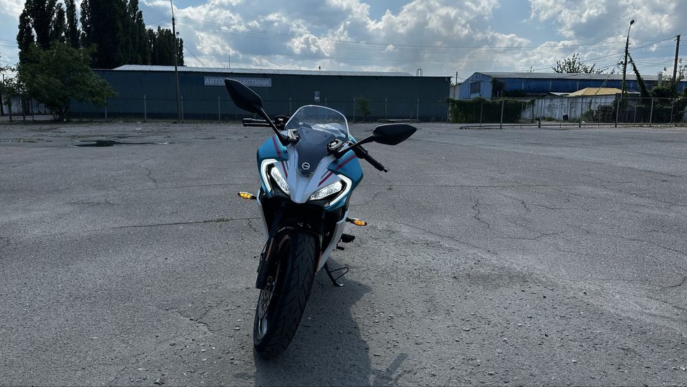 Мотоцикл CFMOTO 250SR LITE на Інжекторі