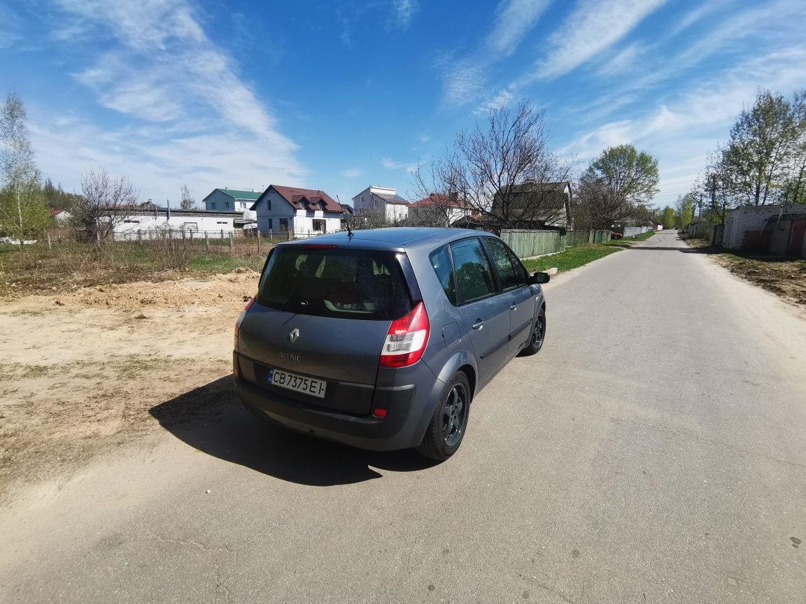 Renault scenic 2006. 1.6 Г/Б