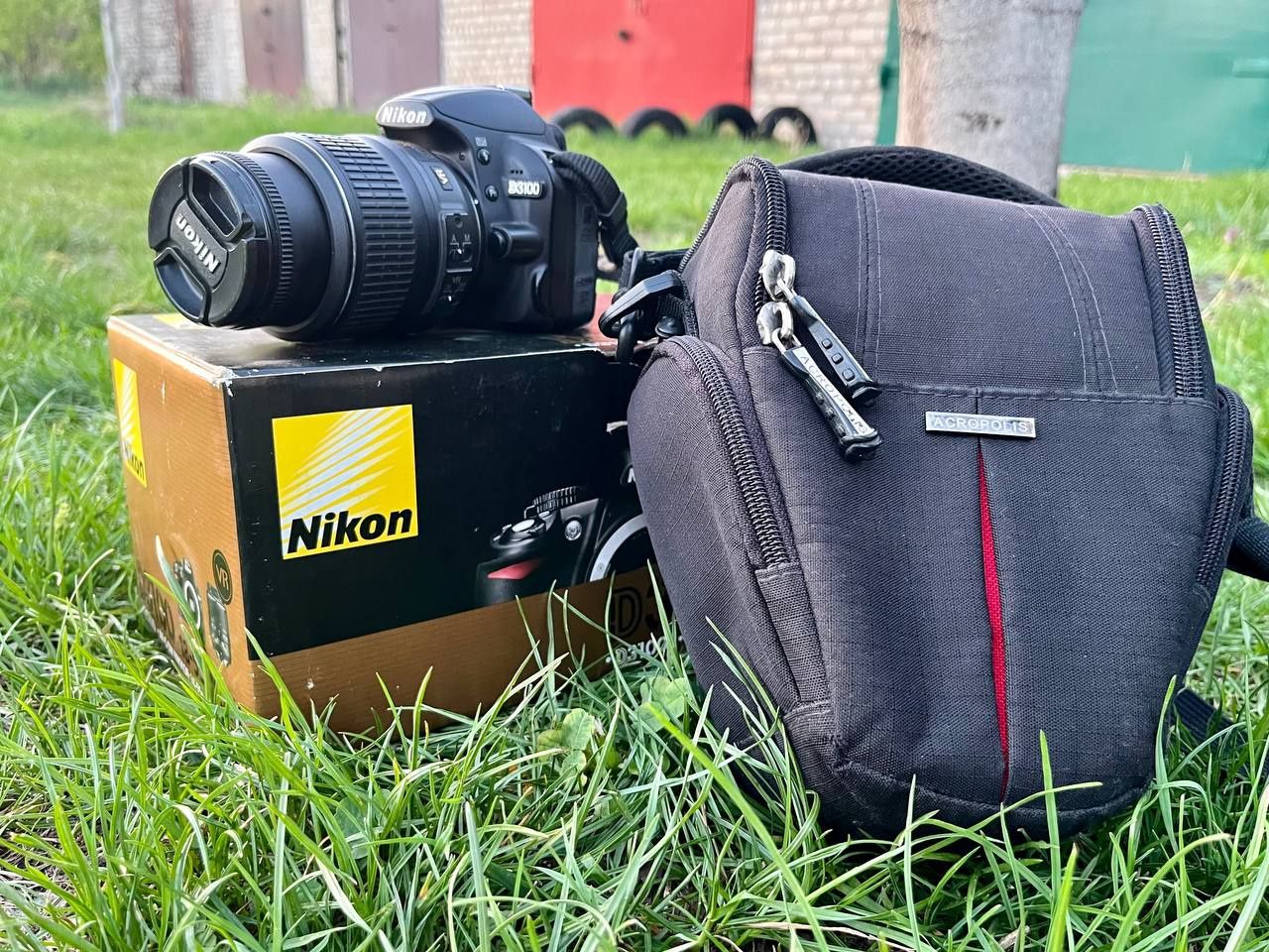Продам Nikon 3100
