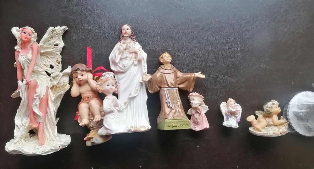 święte figurki porcelanowe śliczne laleczki zestaw porcelany