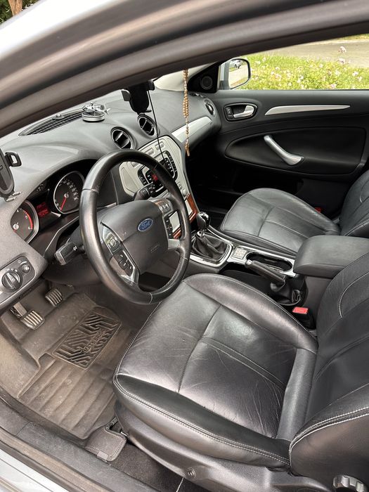 Sprzedam forda mondeo mk4