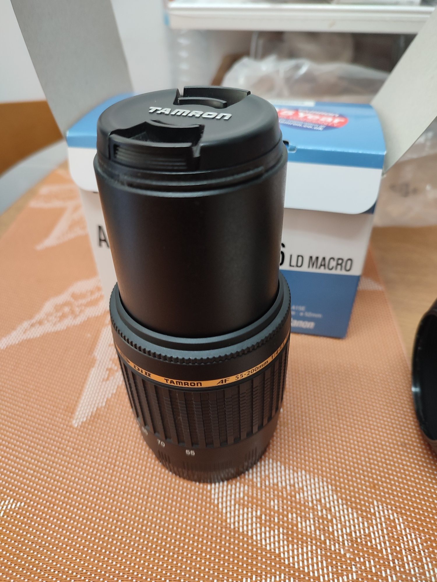 Vende se Lente TAMRON 55-200