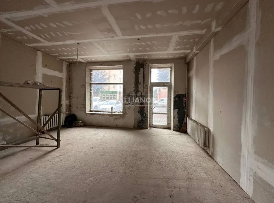 Фасадне приміщення центр міста, вул. Бельведерська