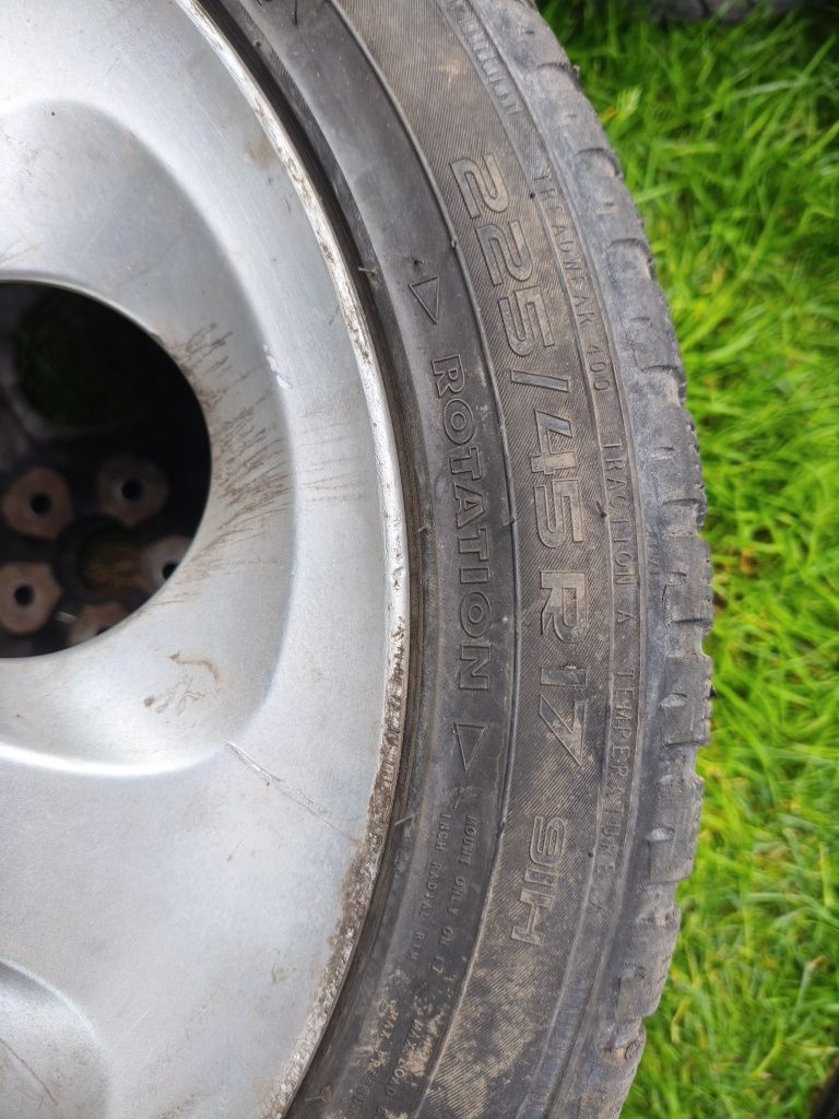 Felgi Alfa Romeo 156 + Opony - całe koła w świetnym stanie! 225/45 R17