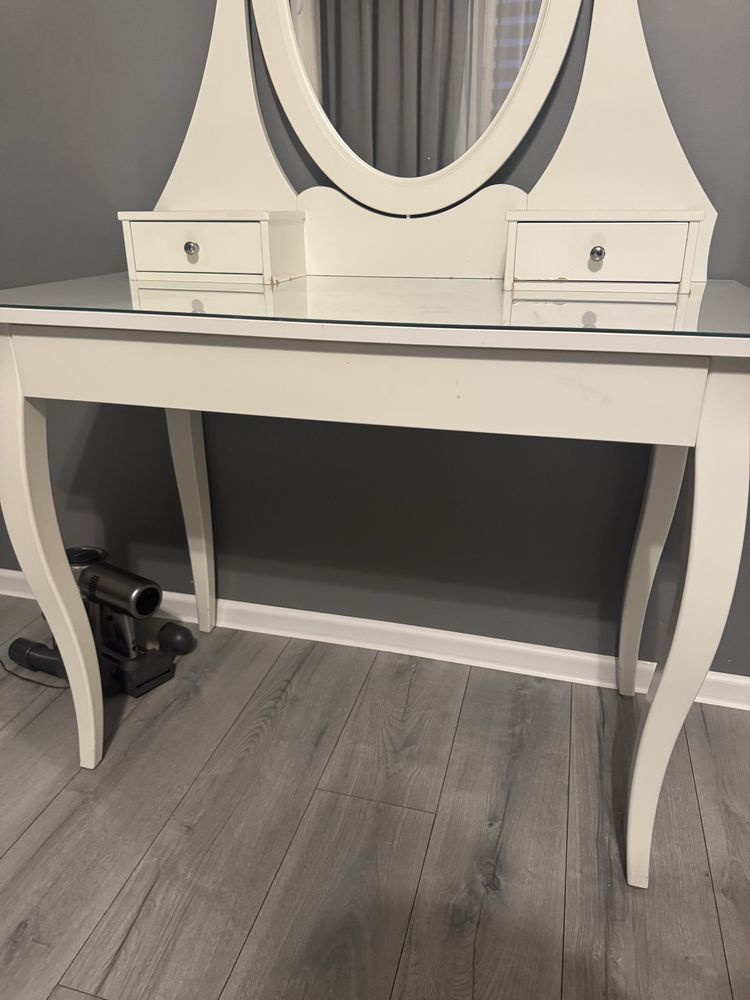 toaletka hemnes