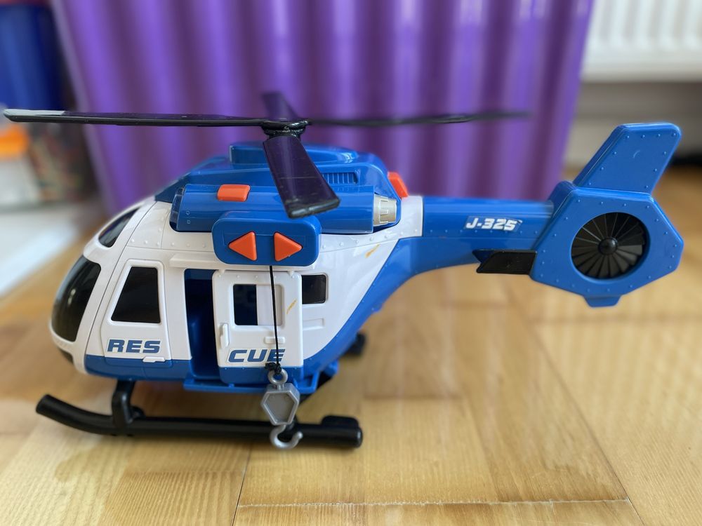 Rescue helikopter policyjny duży