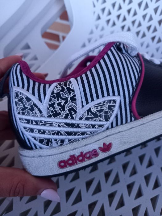 Sapatilhas adidas
