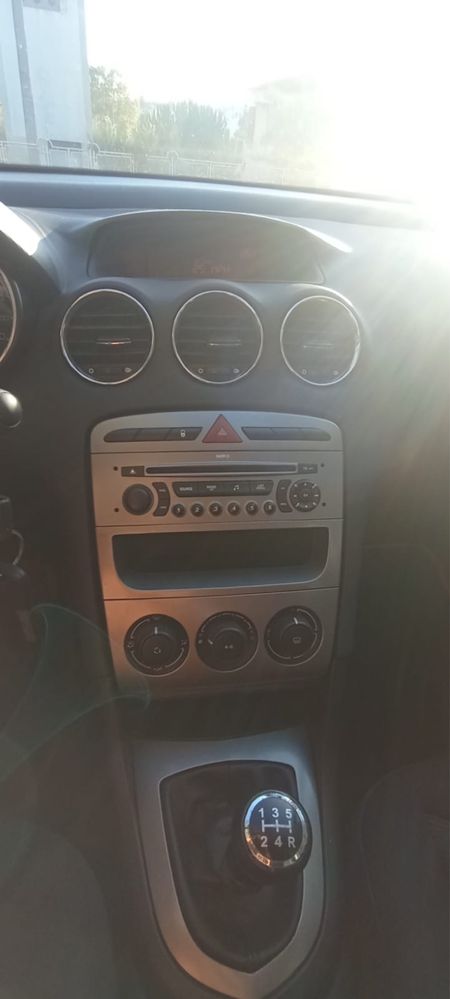 Peugeot 308 1.4 GPL/gasolina