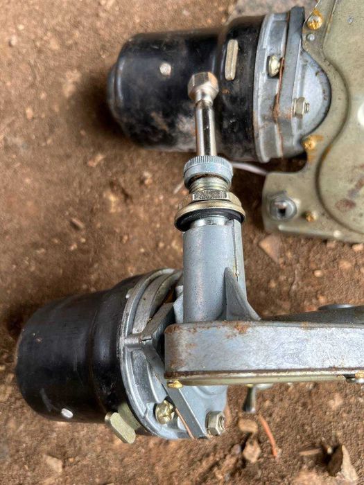 Привід склоочисника Т-16/25/40, МТЗ, ЮМЗ СЛ-230М