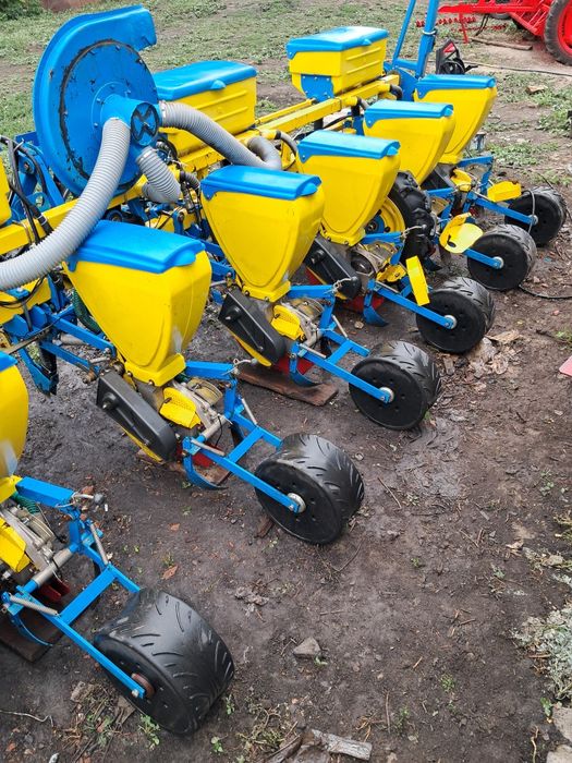 Продам пропашну сівалку УПС 8 СПУ-8М