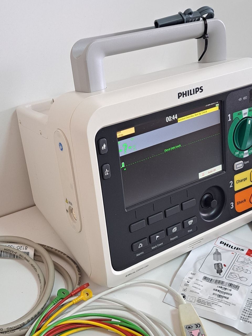 Дефібриллятор - монітор Philips Efficia DFM100