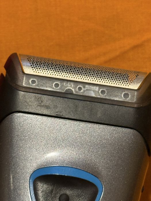 Бритва BRAUN 1775 SERIES 1000