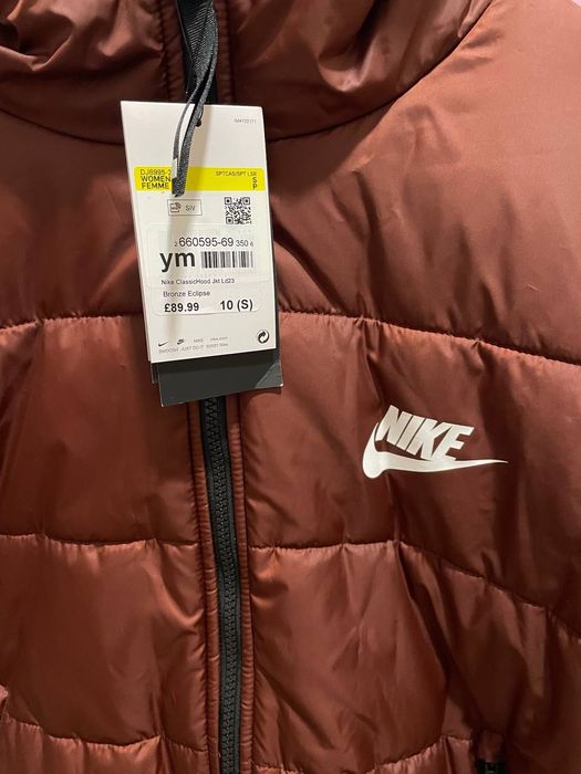 Nike куртка оригінал S